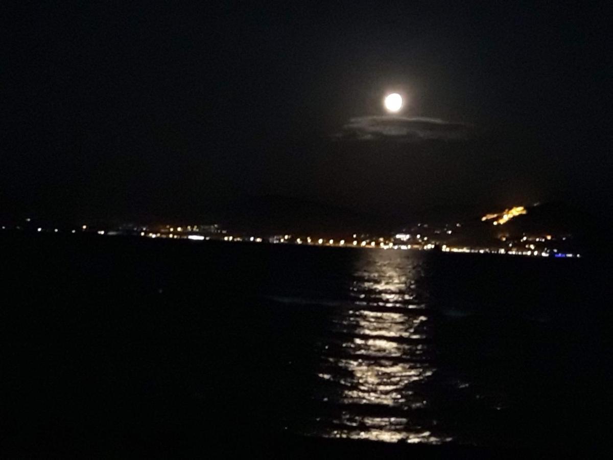 Παραθαλάσσιο Σπίτι Θαλάσσια Αυρα Villa Nafplio Ngoại thất bức ảnh